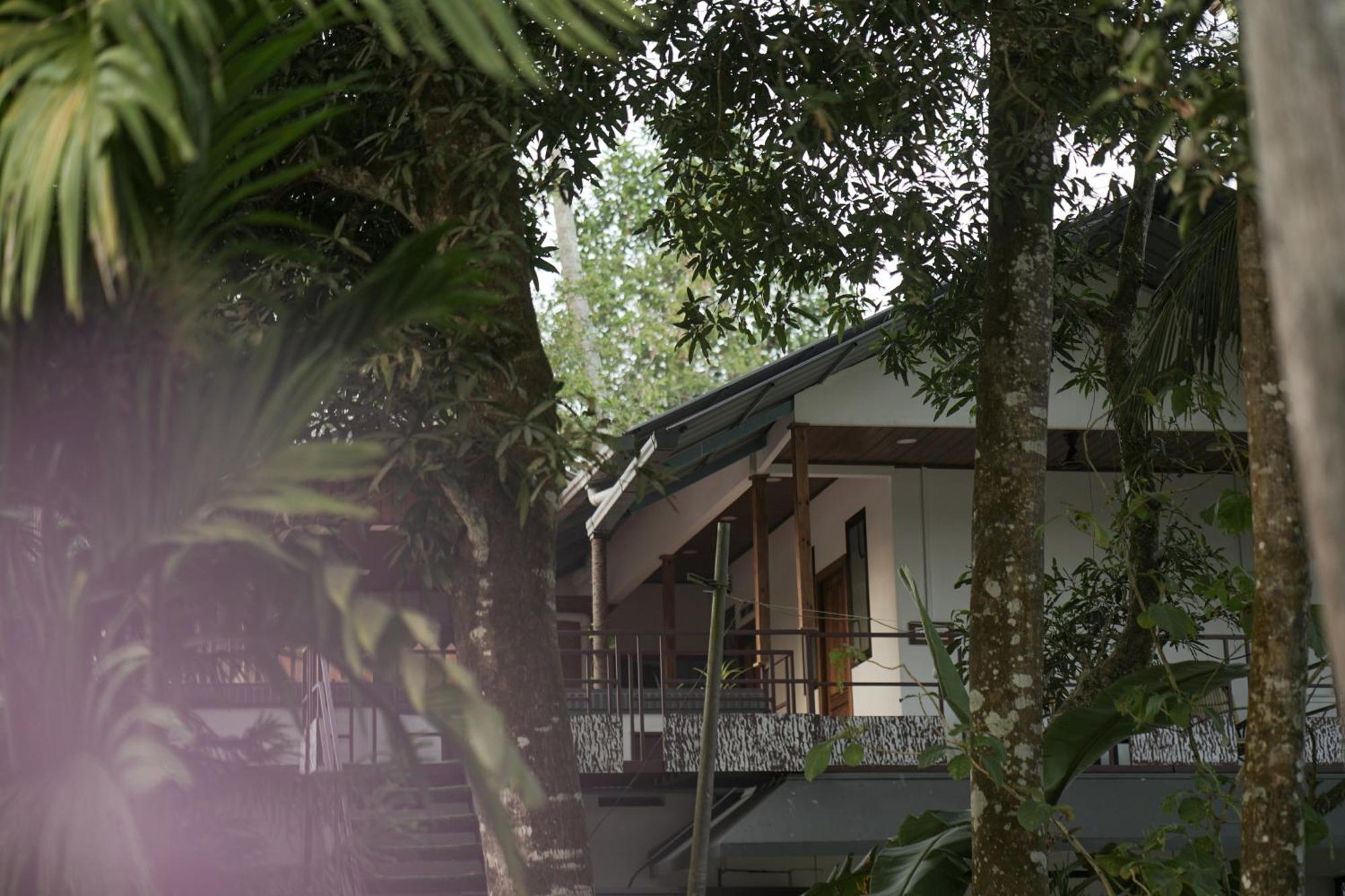 Marari Bobans Villa マラリクラム エクステリア 写真